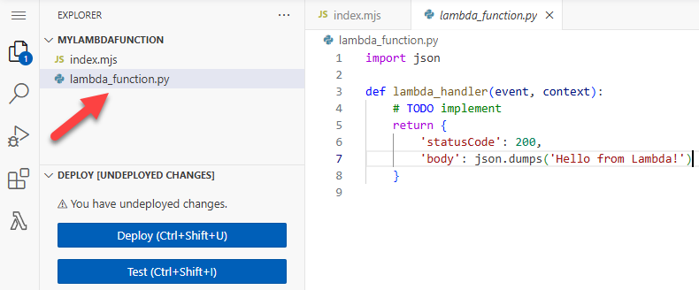 官方 Lambda Console 示例，显示 Python 文件与部署控件。